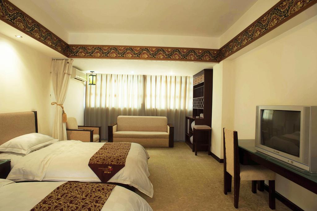 Jiuzhaigou Jinzhulinka Resort Hotel Room photo
